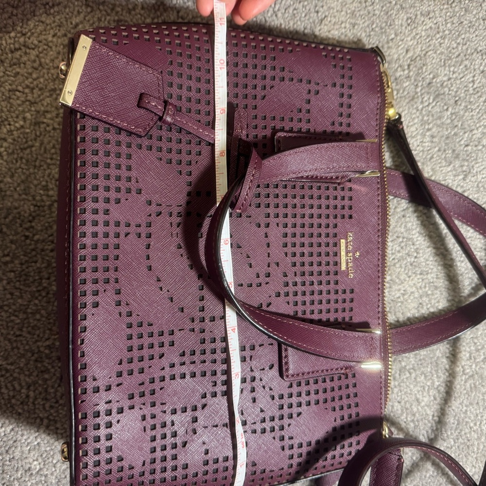Kate spade vintage bag. 11 by 7/8 inches. Super cute. Floral purse